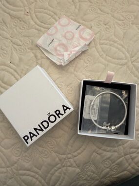 NIB Pandora bracelet with A charm